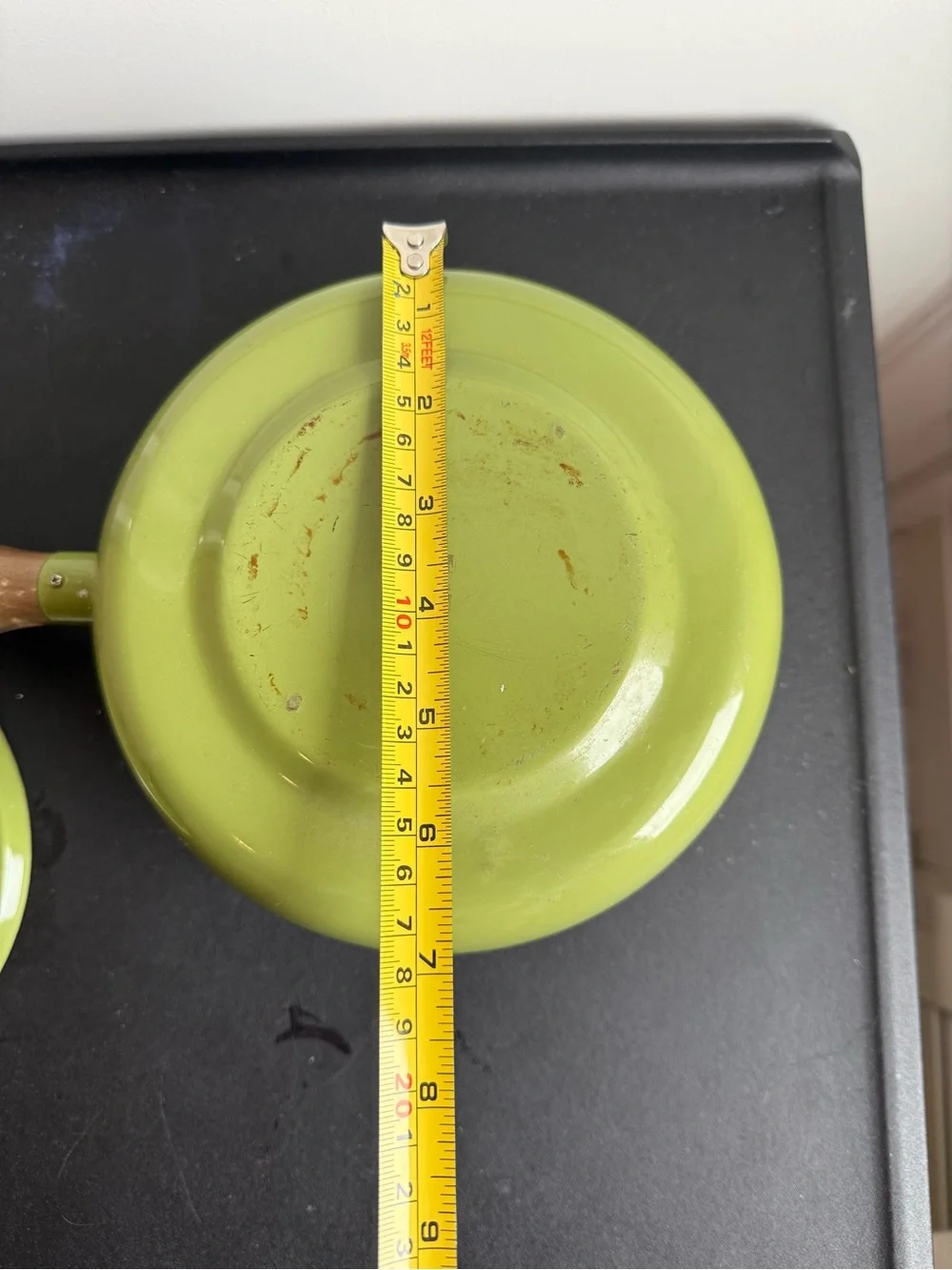 Vintage Mid-century modern avocado green fondue pot